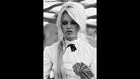 Brigitte Bardot (Shalako).jpg